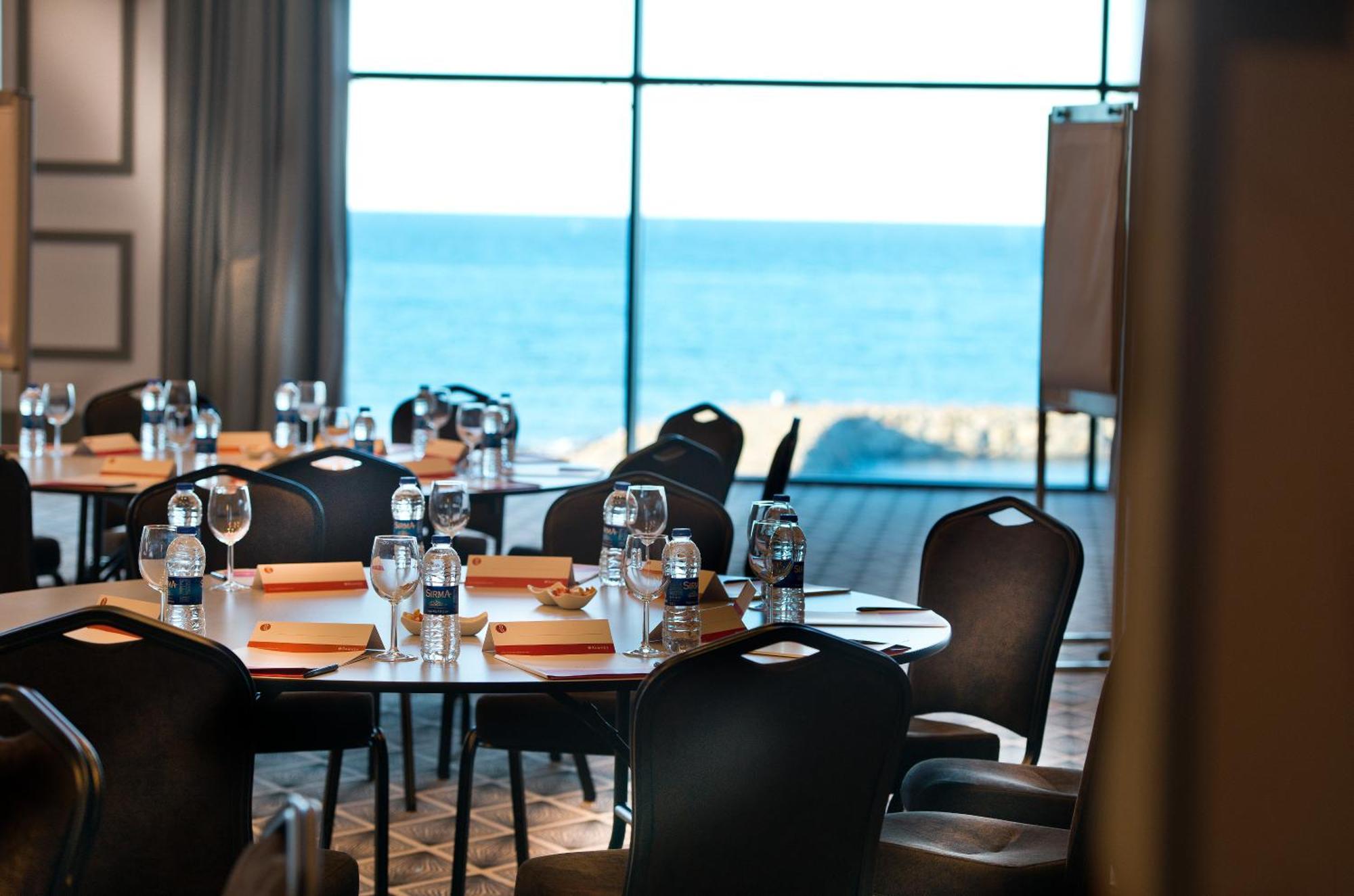 Ramada Plaza Hotel & Spa Trabzon Exterior photo Meeting room