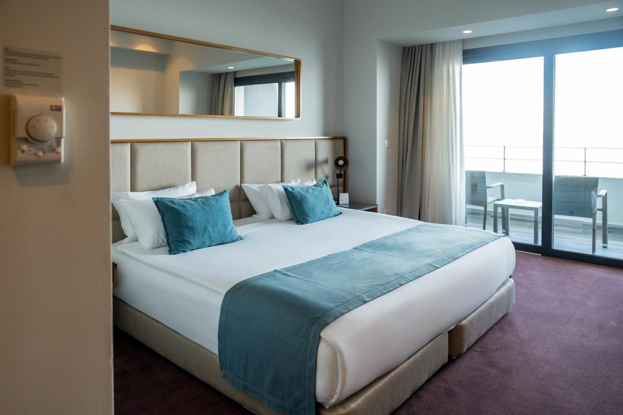 Ramada Plaza Hotel & Spa Trabzon Exterior photo
